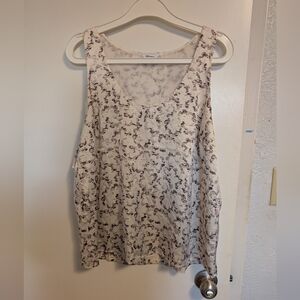 EUC Reitmans faux Silk Blouse - Large